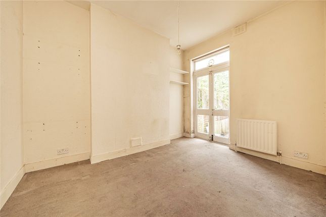 176, Avenue Road, Acton photo 4