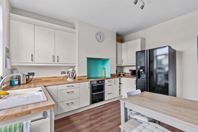 13, East Parade, Ilkley photo 4