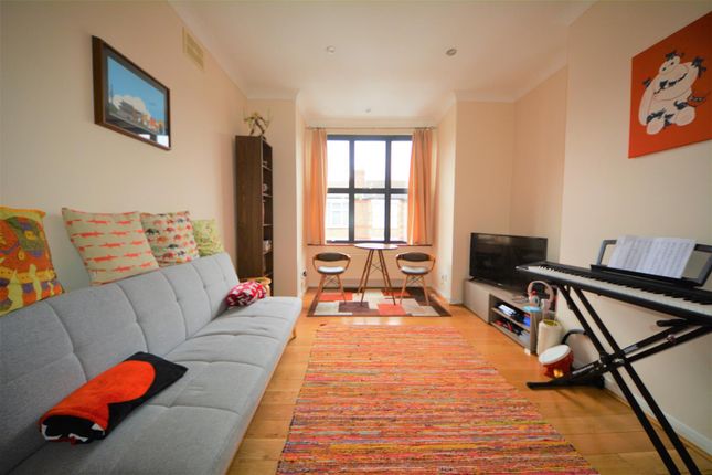 Thumbnail Maisonette to rent in Leslie Road, East Finchley