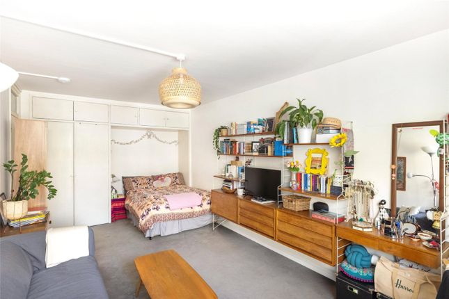 Flat 12, Rothesay Court,, Harleyford Street, London photo 4