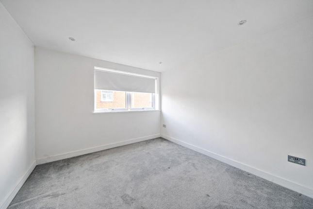 Flat 5, Branksome Chambers,, Branksomewood Road, Hampshire photo 4