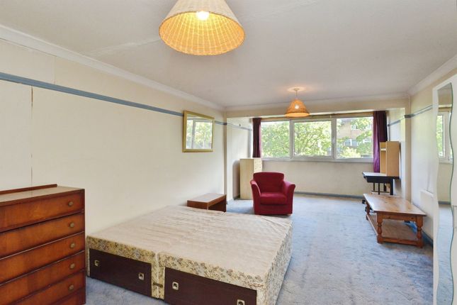 24, Stonecrop Place, Milton Keynes photo 4