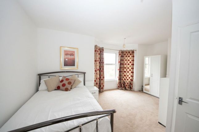 10 Wantage Road, Reading photo 2
