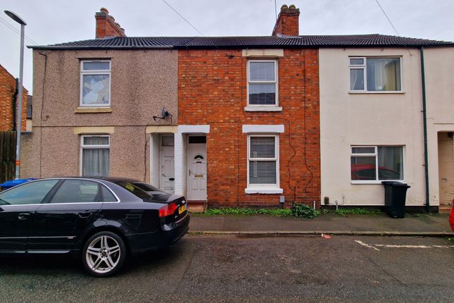 Thumbnail Property to rent in Cross Street, Kettering