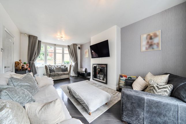 28, Kings Drive, Manchester photo 4
