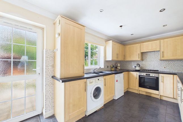 The Crescent Bungalow, The Crescent, Rickmansworth photo 4