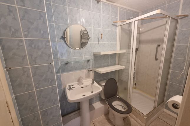 Ground Floor Flat, 19 Mitchell Road, Broadstone photo 5