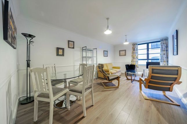 Flat 61, Vanilla And Sesame Court, Curlew Street, London photo 2