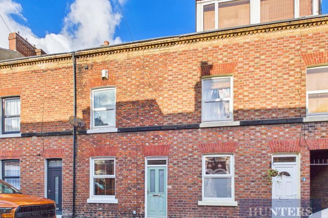 3-bed terraced on Belle Vue Street, Scarborough, £135,000
