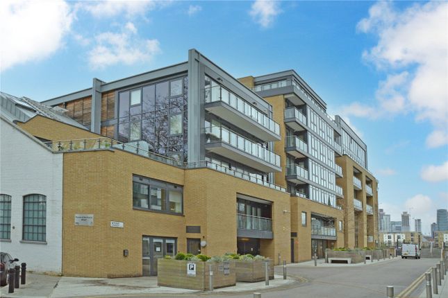 Flat for sale in Paynes Lodge, 3 Wharf Street, Deptford, London