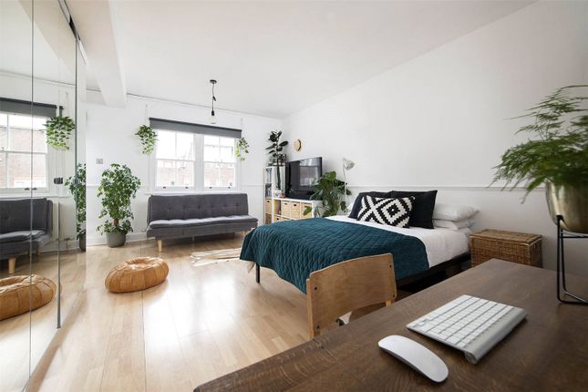 Thumbnail Studio to rent in Victoria Park Square, Bethnal Green, London
