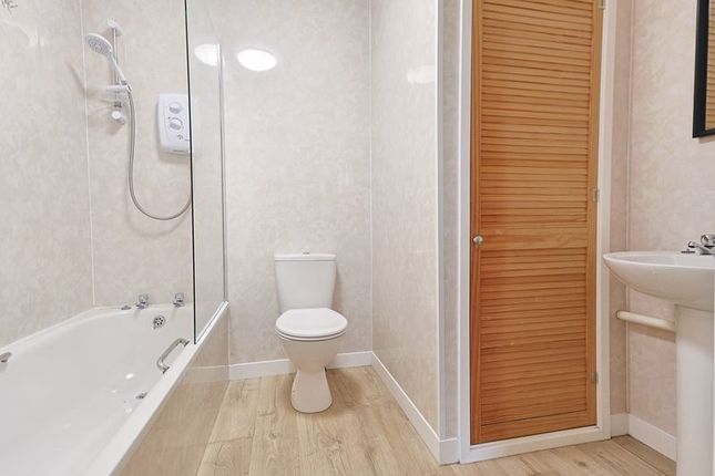 Flat 4 Brixham Villa, 123 New Road, Brixham photo 3