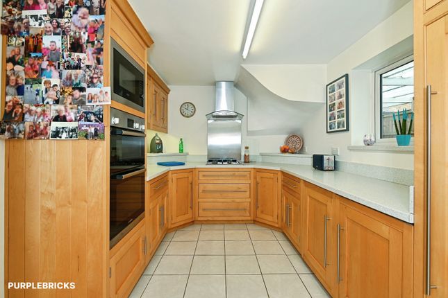 1, Crossways, Sittingbourne photo 4
