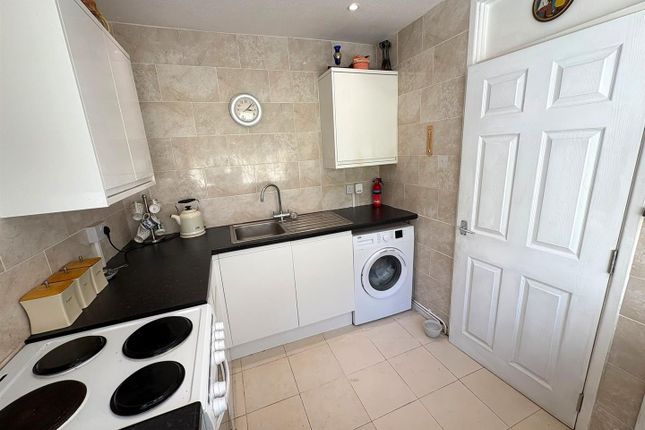52, Duffryn Road, Maesteg photo 4