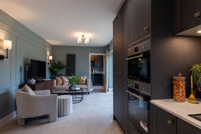 Charles Church - Moat House Grange