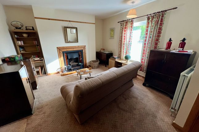 37, Gwendraeth Town, Kidwelly Carmarthenshire photo 4