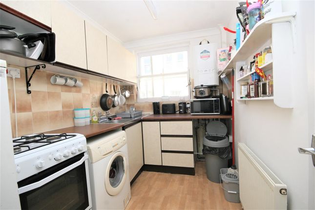 28 Chainpier House, Marine Parade, Brighton photo 3