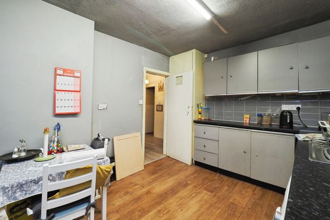 27, Jarvis Avenue, Nottinghamshire photo 4