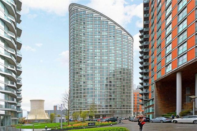 Ontario Tower Fairmont Avenue London E14 2 Bedroom Flat