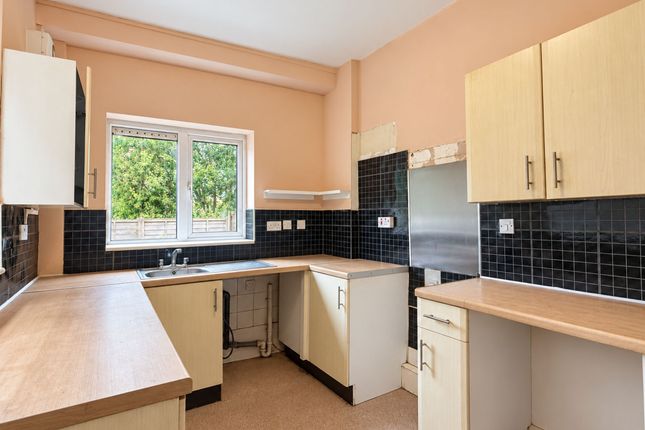 94 Blackburn Road, Accrington photo 4