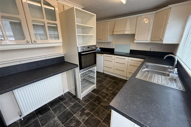 Maidstone Road Paddock Wood, Tonbridge photo 3