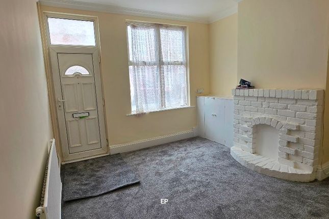 25 Meynell Road, Leicester photo 3