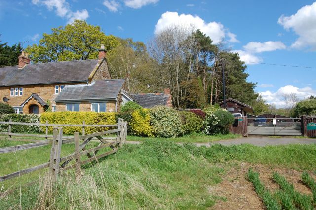 Cottage for sale in Brockhall, Northampton, Northamptonshire