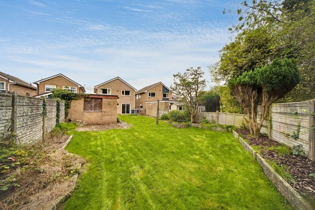 71 Carr Lane, Wigan photo 4