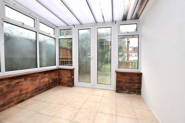 27, Bede Road, Chadwell Heath photo 5