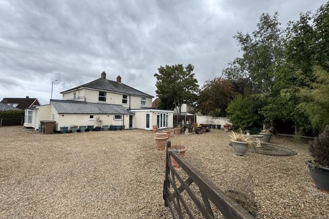 5-bed house on 133 Clenchwarton Road, West Lynn, King's Lynn, £300,000