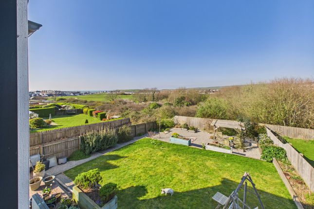 41, Broadclose Hill, Bude photo 2