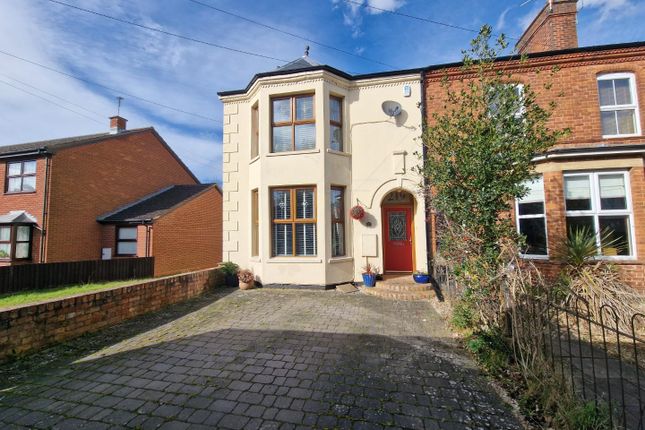 End terrace house for sale in Clifton Road, Rugby