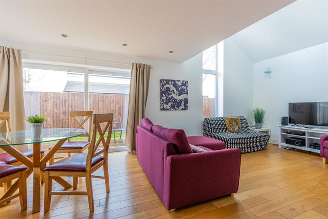 Rear Flat, 42, Llantrisant Road, Cardiff photo 4