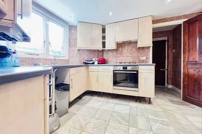 Detached house to rent in Belmont Hill, London