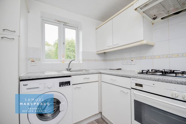 4 Lapwing Road, Kidsgrove, Stoke-On-Trent photo 4
