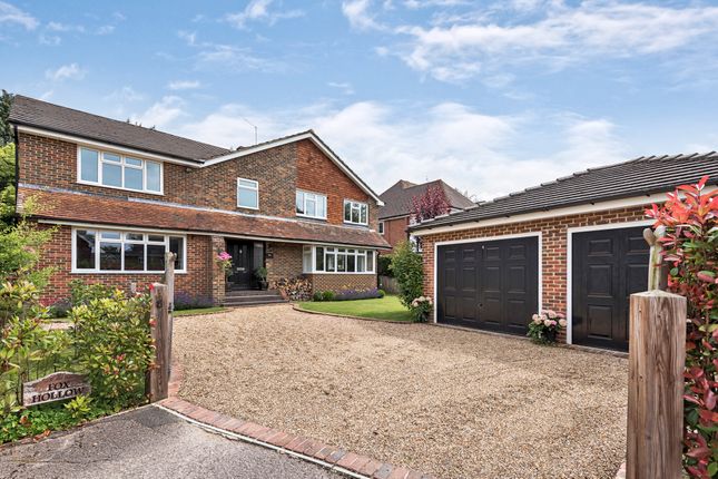 5 Bed Detached House For Sale In Winterpit Close Mannings Heath