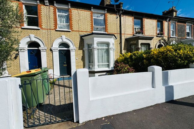 12, Cumberland Road, London photo 4