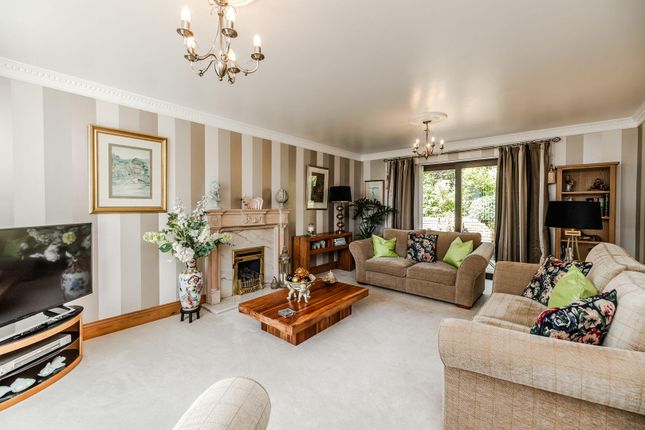 34, Heddon Banks, Newcastle Upon Tyne photo 4