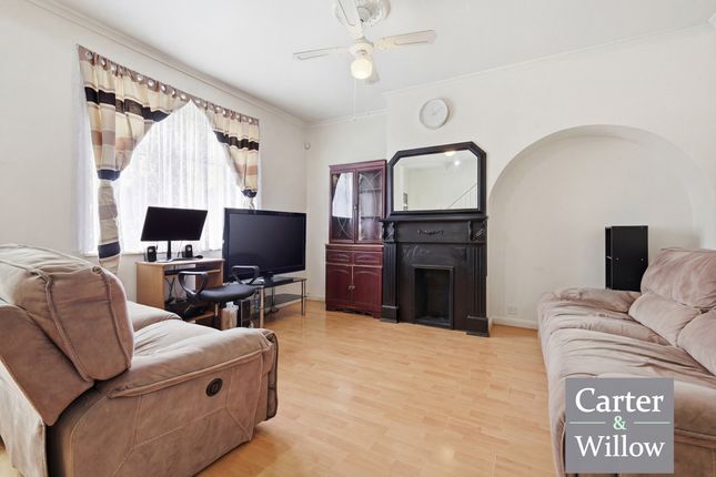 24, Downing Road, Dagenham photo 4