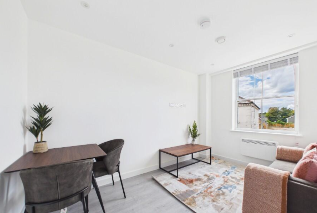 Flat 12, Virginia House, 31-51, Station Road, Egham photo 4