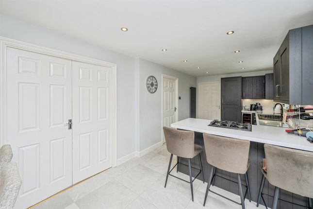 18, Whitehaven Grove, Derby photo 4