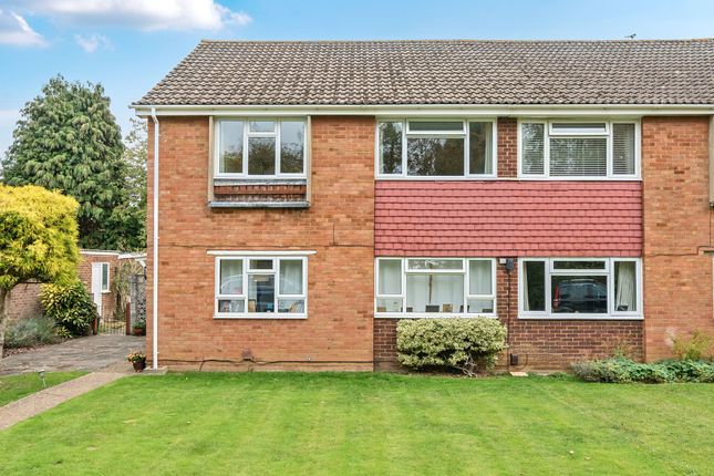 2-bed flat on 46 Moat Court, Ashtead, £375,000