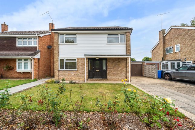 Thumbnail Link-detached house for sale in Lambourne Drive, Maidenhead