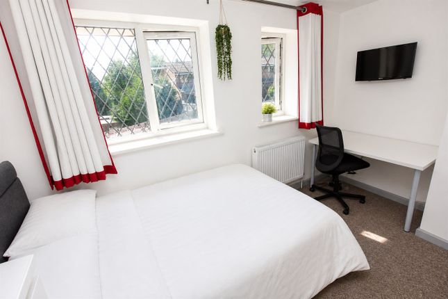 HEELEY ROAD, BIRMINGHAM photo 4