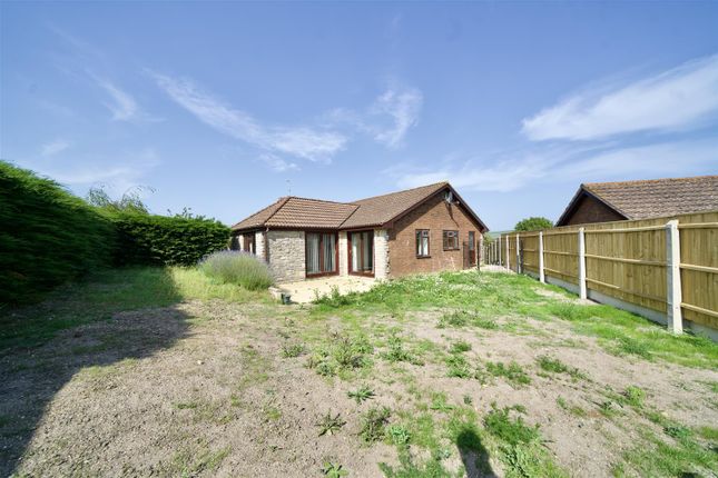 2, Emminster Close, Weymouth photo 3