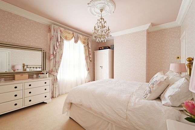 39, Frickley Road, Sheffield photo 4