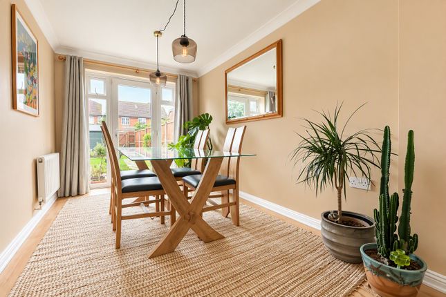 20, Harebrook, Kent photo 5