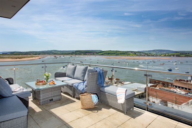 Apartment 14, The Point,, Pierhead, Devon photo 4