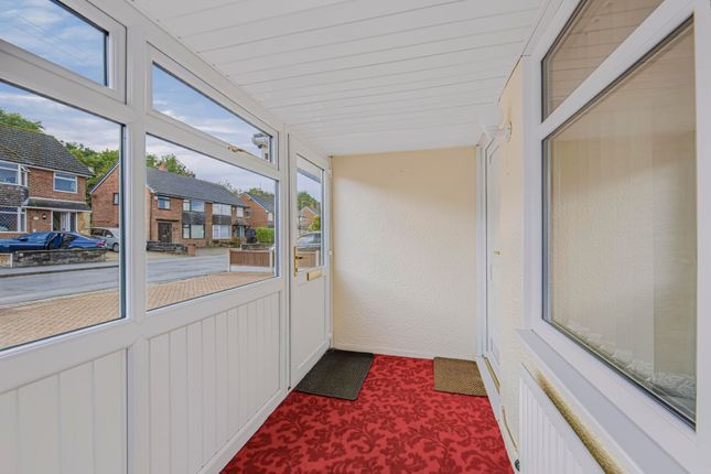 29 Applewood Crescent, Stoke-On-Trent photo 3