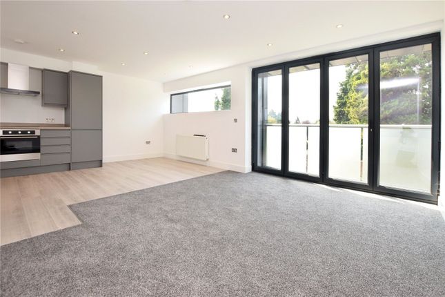 Maisonette to rent in Clark Mews, Fearnley Road, Watford, Herts